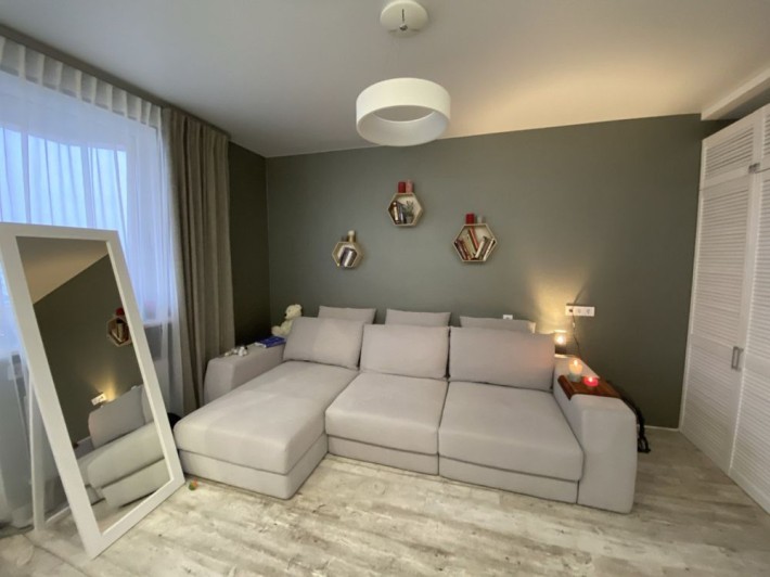 Продается красивая 1 к квартира ЖК Левитана (Радужный) - фото 1