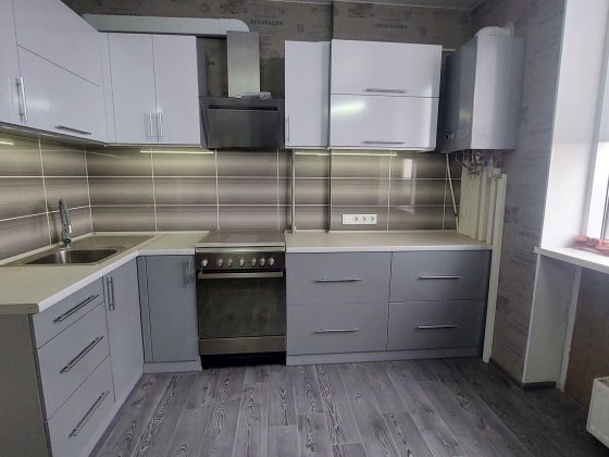 Продам двух уравневую квартиру