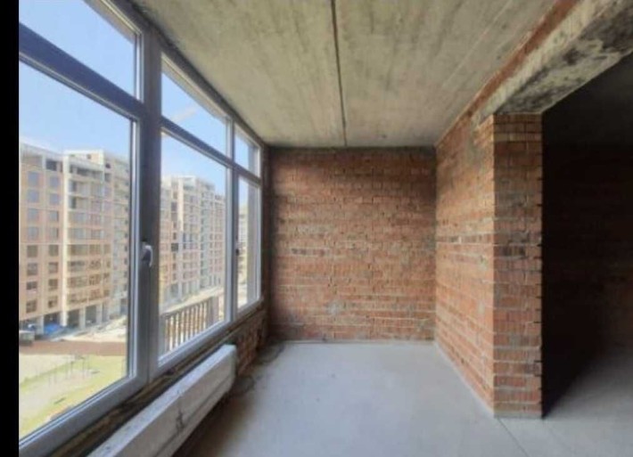 Продам большую 3 комнатную квартиру - фото 1