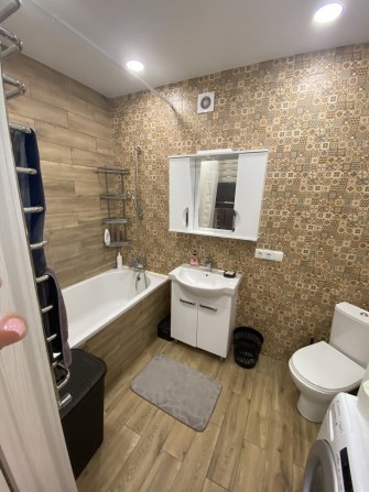Продам 2х.с капитальным ремонтом в Новострое ЖК Мира. - фото 1