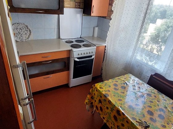 Актуально! Продається 2-кімнатна квартира,  Луначарка. Черкассы