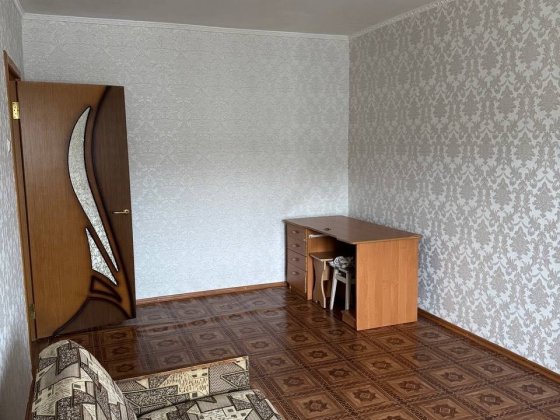 1 кімнатна квартира в м. Бахмач + гараж Бахмач