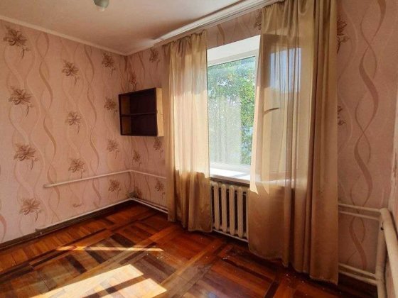 Продам 3-х кімнатну квартиру у Вільнянську Вільнянськ