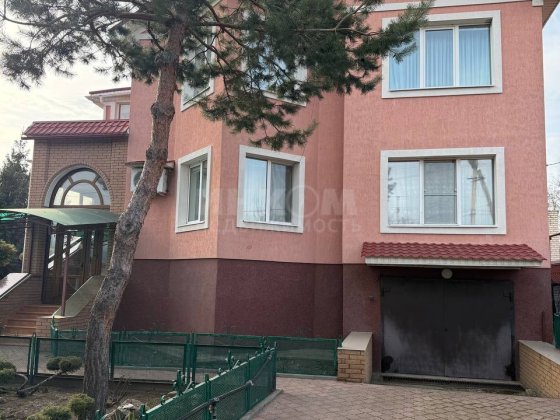 Продам Дом 300м2 Станица Луганская Луганськ