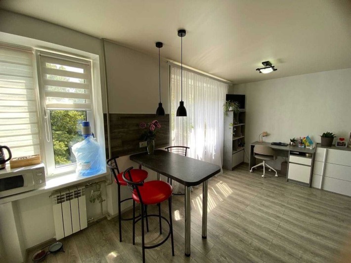 1-кімнатна квартира 30 м², цегляний будинок, 3 поверх - фото 1