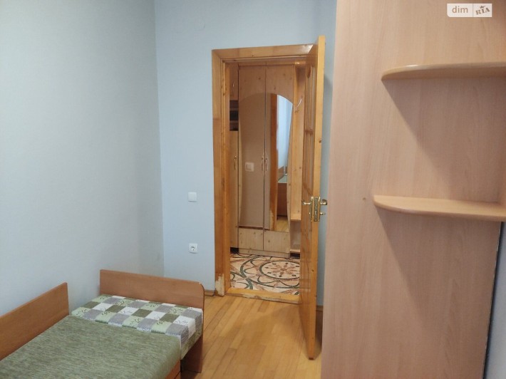 Продажа 2к квартиры 40 кв. м  на ул. Угорницкая 10А - фото 1