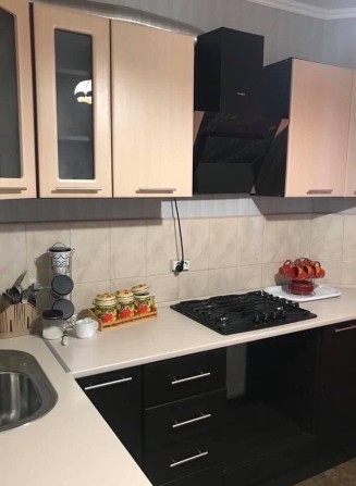 Продам 3 кімнатну квартиру на Піщаному масиві - фото 1