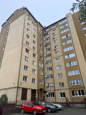 Велика 3 к. квартира по Чорновола, біля парку - фото 1