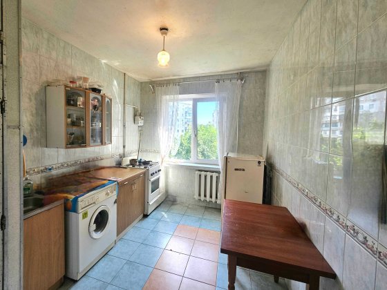 Європейська 33,  53 метра. Вишневе! Центр! Вишневое