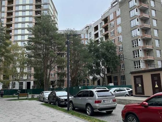 Продам 3-кімнатну квартиру в ЖК Крона Парк-2, будинок зданий Бровары