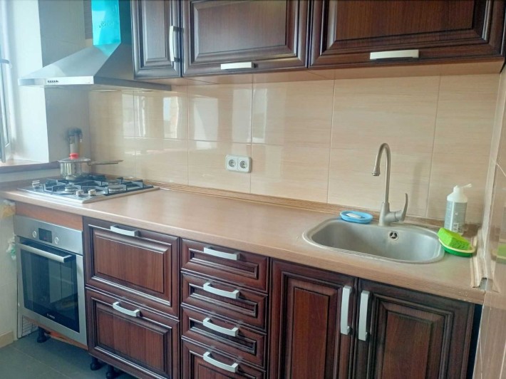 Продам 1 комнатную,ремонт Бровары, бул. Независимости, 10-а - фото 1