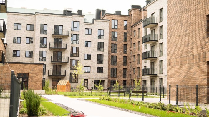 3к квартира 76,6 м.кв. в малоповерховому ЖК - фото 1