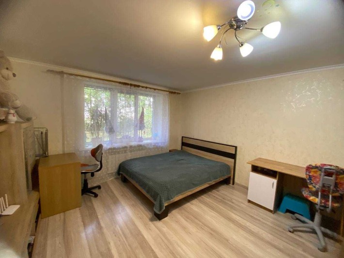 Продам однокімнатну квартиру 38м2! м.Вишневе, вул. Київська, 1а - фото 1