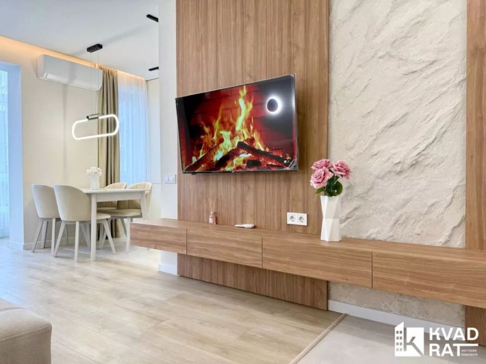 Дизайнерська квартира в центрі 46м2 Супер ціна - фото 1