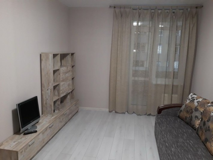 Продається (власник) 1к. квартира в Борисполі з меблями та технікою - фото 1