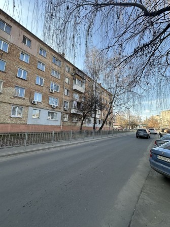 Продаж 2к.квартири в центрі міста під ремонт - фото 1