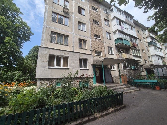 Продам 3 кімнатну квартиру ! - фото 1