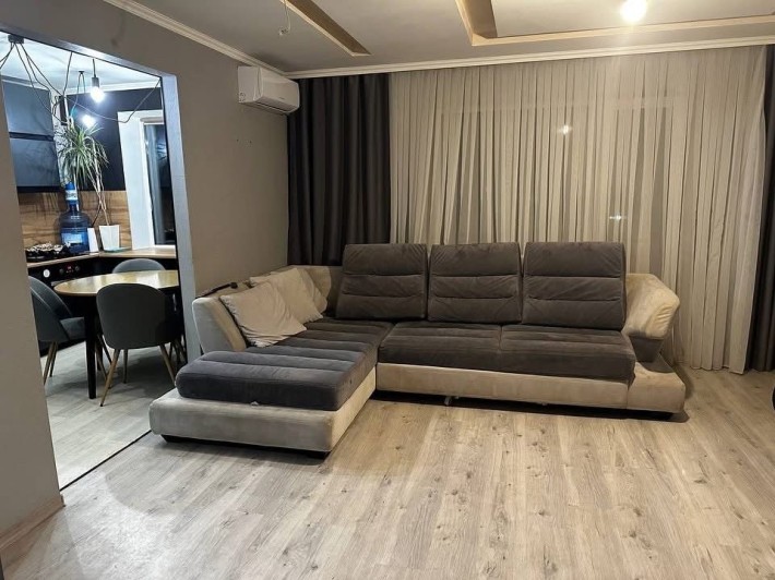 Продаж 3-х кімнатної квартири - фото 1
