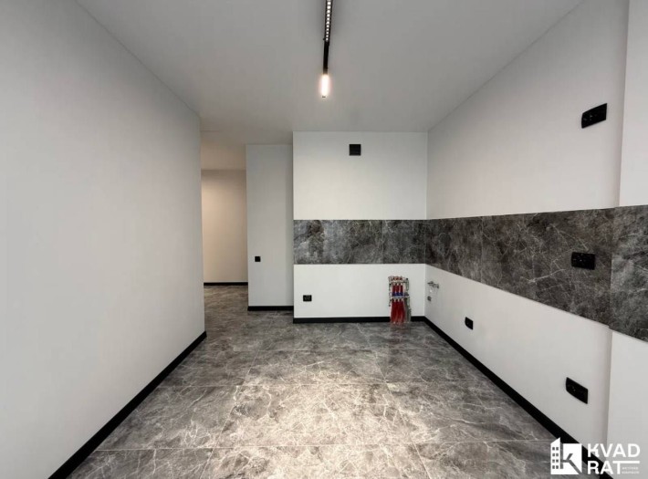 Продаж 2-кімнатної квартири з ремонтом в ЖК IQ House - фото 1