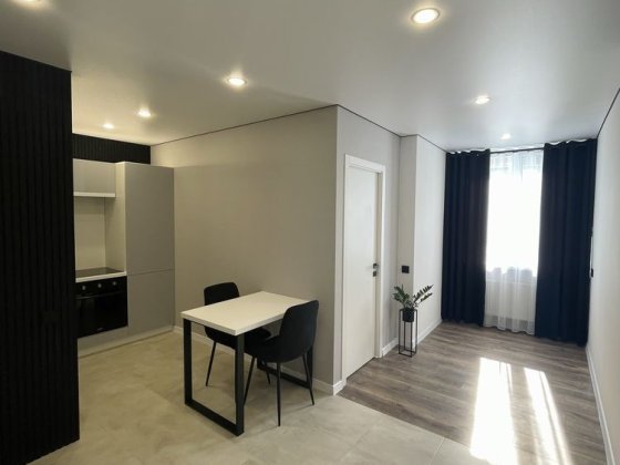 Продам однокімнатну квартиру ЖК Атлант на Киівській Бровары