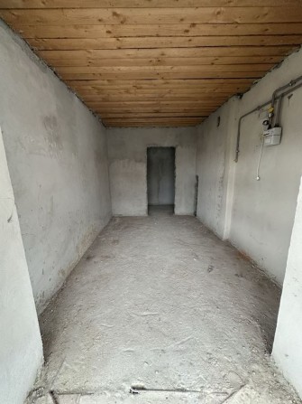Простора 1-кімнатна квартира у центрі на індивідуальному опаленні - фото 1