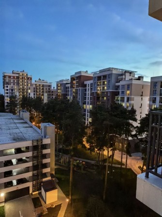 Я Власник. Продам 3к. Крона Парк 1.  З частковим ремонтом - фото 1