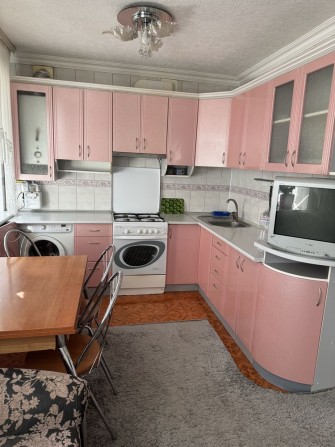 Власник. Терміновий продаж 2 кім. квартири в цегляному будинку - фото 1