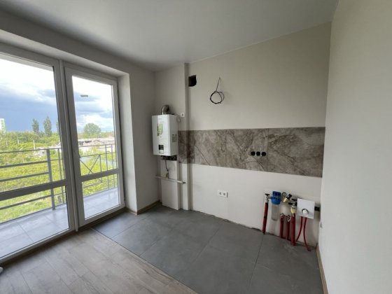 Квартира з початковим ремонтом, терміново Буча