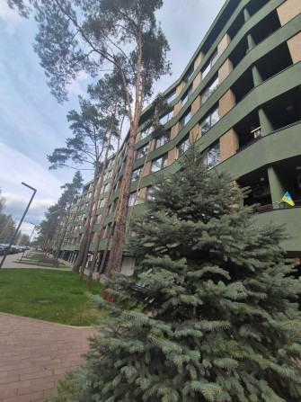Сучасна та стильна квартира в парковій локації - фото 1