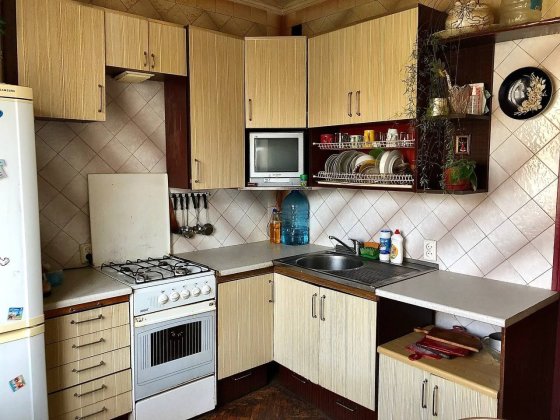 Продам 3-к квартиру по вулиці Південна 3 Вишневое