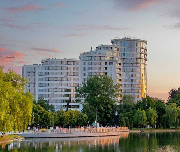 ЖК Парус, озеро, парк! Продаю 3км квартиру 112м2 - фото 1