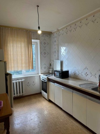 Продам 2 кімнатну квартиру вул. О. Гончара 6А - фото 1