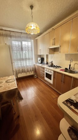 Продам 2 кімнатну квартиру з ремонтом, 4 мікрорайон - фото 1