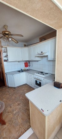 Продам 3 кім.кв,вул.Зелена з АВТОНОМНИМ ОПАЛЕННЯМ - фото 1