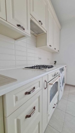 Продам 3-кімн. квартиру з ремонтом на 3-му пов. в закритому ЖК - фото 1
