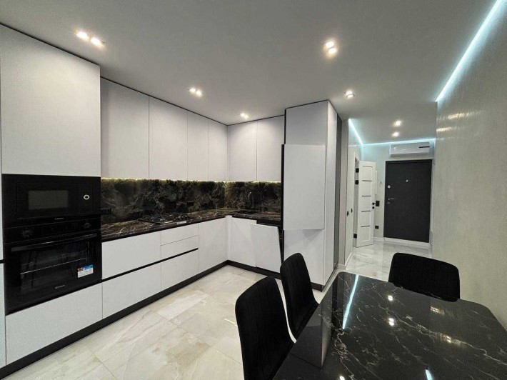 Продаж Повністю укомплектованої квартири ЖК Family Plaza - фото 1