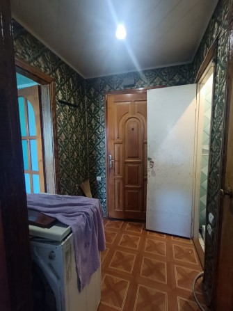 Продається 2-ох кімнатна секція під ремонт - фото 1