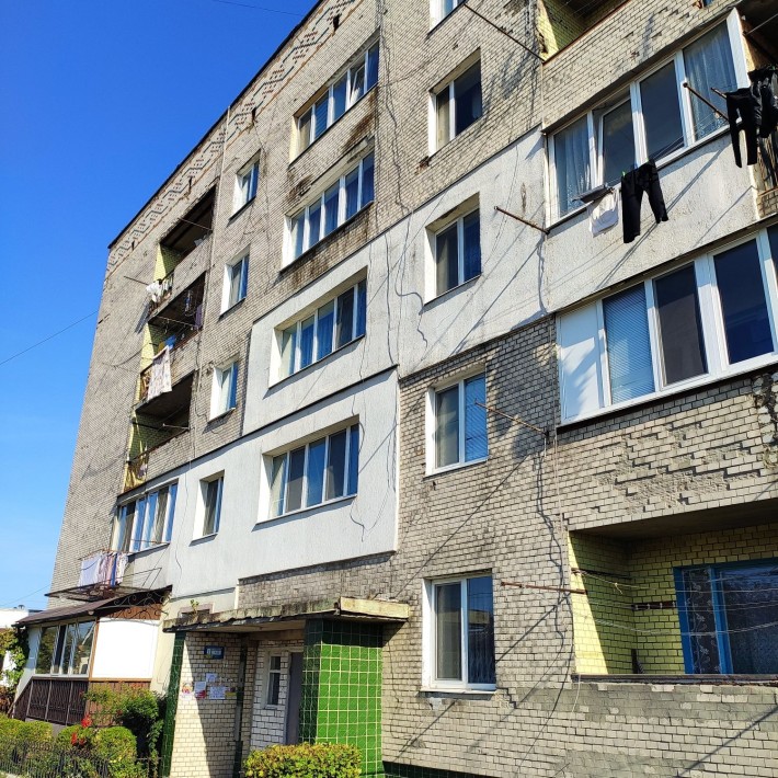 Продається кімната в гуртожитку на сонячному 4 поверх, 12м2. - фото 1
