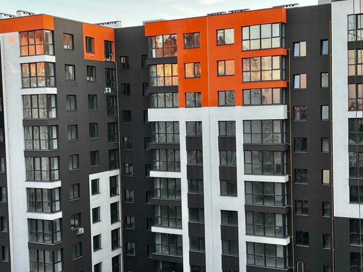 Гарна квартира в ЖК бізнес класу РОЗТЕРМІНУВАННЯ - фото 1