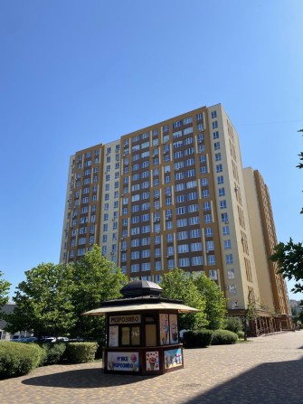 1-кімнатна квартира в центрі Вишневого, ЖК Променада, 41 м² - фото 1