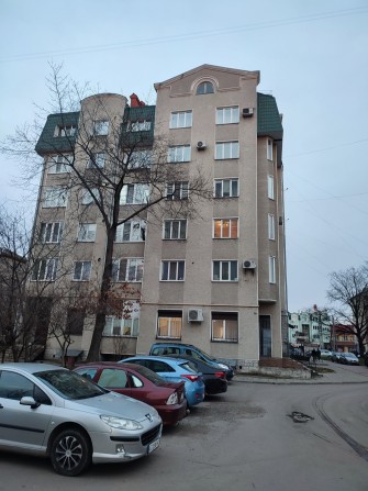 Продаж квартири в центрі міста ремонт,меблі,техніка 970$/м2 постанови - фото 1