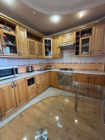 ПРОДАМ 3 кімнатну квартиру на ВАСИЛЯ СТУСА - фото 1