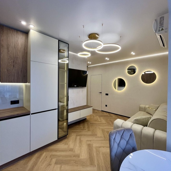 Продам стильну квартиру в центрі - фото 1