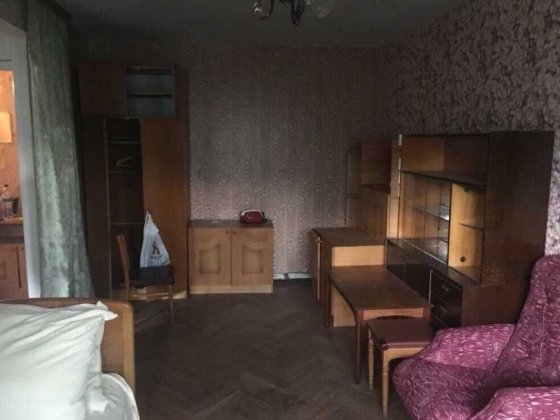 Продается квартира 2 комнатная Массив Бровары