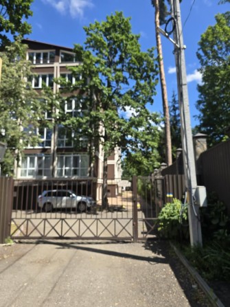 Продаж студії в будинку із закритою територією - фото 1