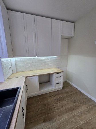 ПРОДАМ 3 кімнатну квартиру в ЦЕНТРІ МІСТА - фото 1