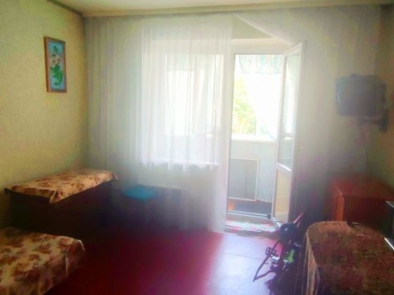 Продажа 1 - ой , г. Бровары , ул. Олимпийская 6 . Бровары