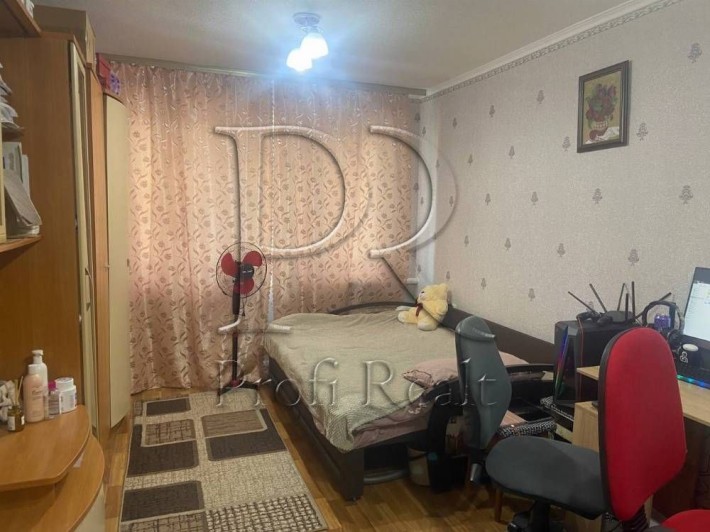 Продаж1 кімнати в гуртожитку вул.Олександрівська 12/14 метро Нивки - фото 1