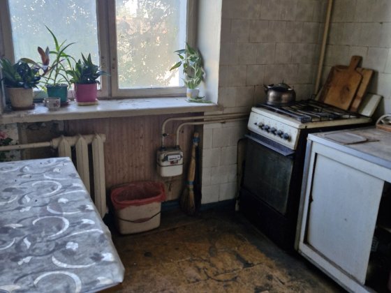 Продам 2 комнаты в 3 ком.кв.ДНЕПРОВСКОЕ ШОССЕ 8.999у.е.