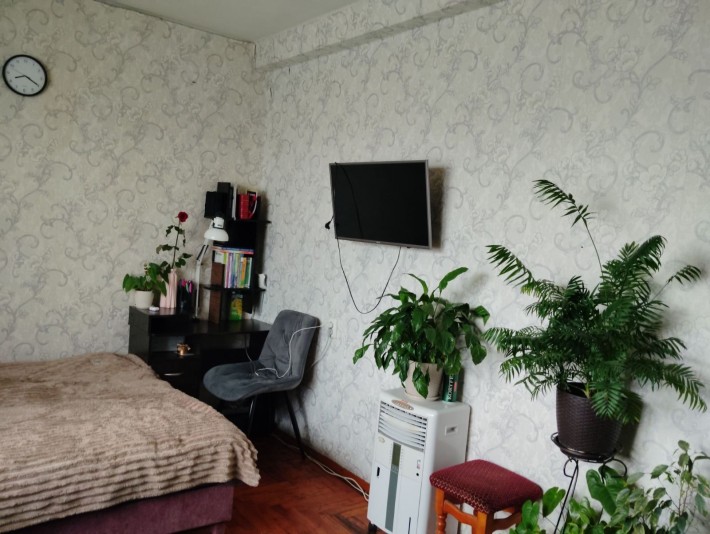 Продам комнату в 2к.кв 9/9 18м. Космос - фото 1